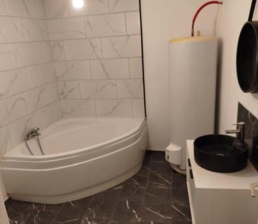 Spoy House | Gîte Chez Marcel