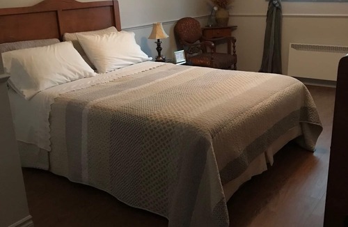 Notre-Dame-du-Portage House | Gîte Chute Couette & Café