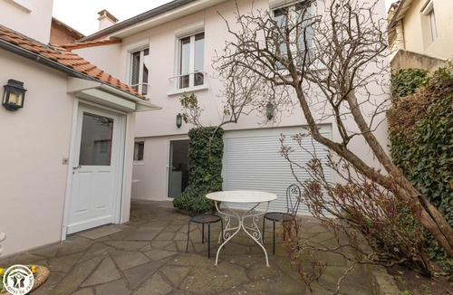 Vallieres Apartment | Gîte - Clermont Ferrand