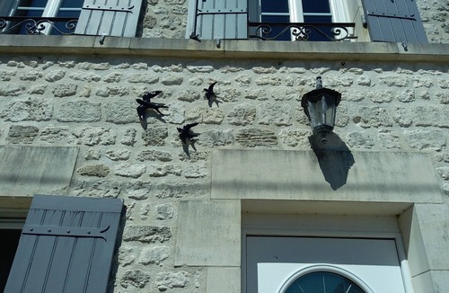 Pons Villa | Gîte Climatisé "les Hirondelles"