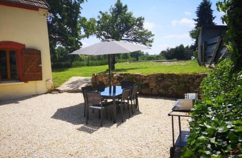 Durdat-Larequille House | Gîte Comme chiez vous Campagne et Piscine