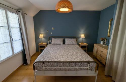 Clery-Saint-Andre House | Gîte confortable au cœur du village - 4 pers. - FR-1-590-599