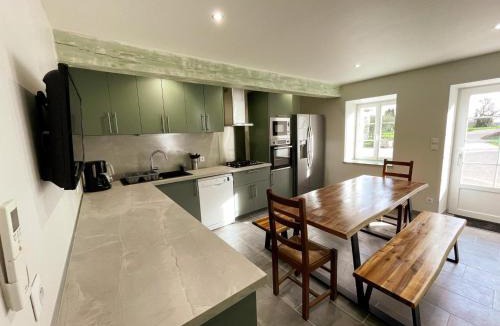 Gizeux House | Gîte confortable avec WIFI, parking, climatisation en Touraine - FR-1-381-644