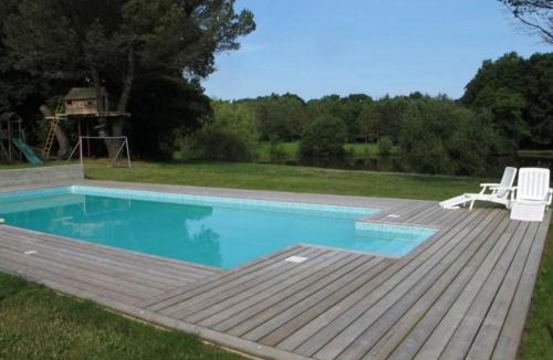 Port-Saint-Pere House | Gîte confortable avec jardin et piscine commune - FR-1-306-1325