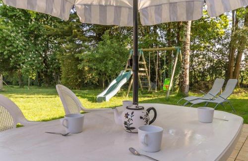 Port-Saint-Pere House | Gîte confortable avec jardin et piscine commune - FR-1-306-1325