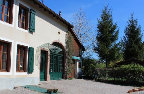 Bionville House | Gîte confortable près du massif Vosgien - FR-1-584-403