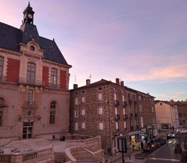 Langeac House | Gîte Cosy - 72m2 - Hyper Centre - Tout équipé