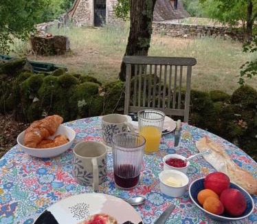 Orniac Bed & Breakfast | Gîte d'Espinières