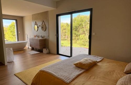 Cazevieille House | Gîte d'exception 4étoiles "La Villa du Pic St Loup"