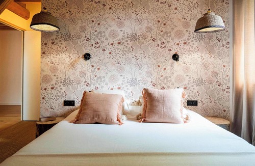 Premanon Hostel | Gîte d'exception avec vue panoramique