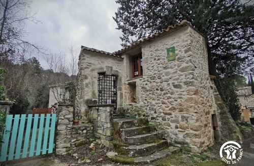 Saint-Etienne-de-Gourgas House | Gîte de la Brèze - SAINT-ETIENNE-DE-GOURGAS