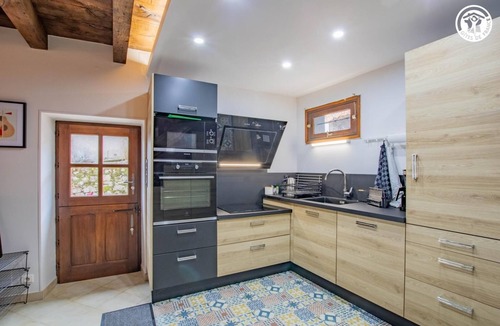 Saint-Leger-sous-Beuvray House | Gîte de la Basse Porte