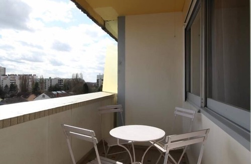 Chalon-sur-Saone Apartment | Gîte d'Or - CHALON SUR SAONE