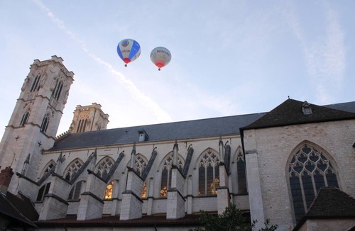 Chalon-sur-Saone Apartment | Gîte d'Or - CHALON SUR SAONE