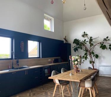 Emanville House | Gîte dans un Haras