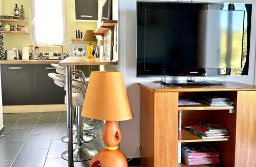 Coulanges Apartment | Gîte de beaujours