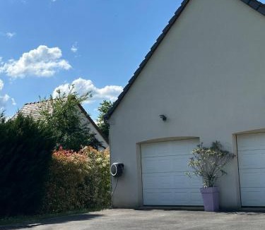 Coulanges Apartment | Gîte de beaujours