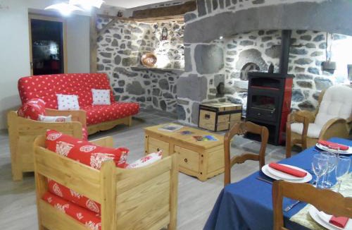 Anglards-de-Salers House | Gîte de Bel Air