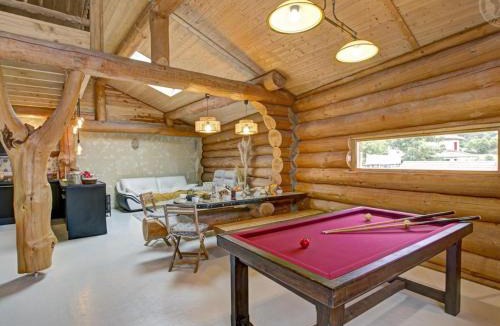 Saint-Jean-Soleymieux House | Gîte de Charme avec Jacuzzi dans Monts du Forez - FR-1-496-313