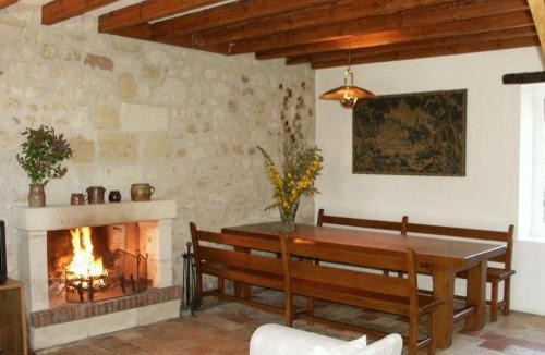 Saint-Benoit-la-Foret House | Gîte de charme dans la forêt de Chinon avec jardin clos - FR-1-381-188