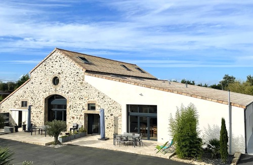 Saint-Macaire-en-Mauges House | Gîte de Charme, au Cœur de L'anjou et à 25 min du Puy du Fou
