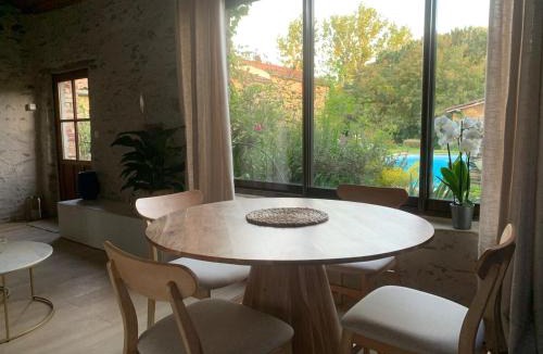 Saint-Sulpice-le-Verdon House | Gîte de charme avec piscine dans un environnement bucolique