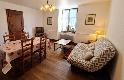 Pulney House | Gîte de charme dans ferme lorraine avec jardin clos, à proximité de sentiers et base de loisirs - FR-1-584-32