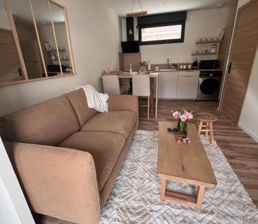 Airan House | Gîte de charme en pierre