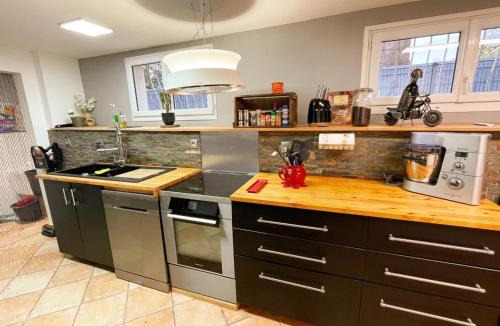 Chambray-les-Tours House | Gîte de charme avec jardin clos et animaux acceptés - FR-1-381-640