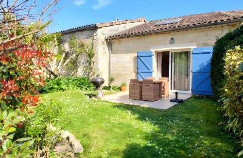 Civrac-de-Blaye House | Gîte De Charme Le Cocon