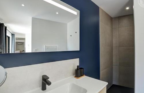 Luriecq House | Gîte de charme moderne, 5 suites privées, spa et jardin - FR-1-496-355