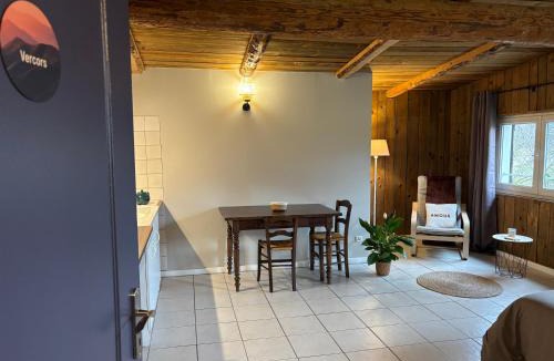 Crolles Apartment | Gîte de charme proche du centre