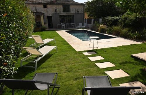 Flaux House | Gîte de charme "Puisneuf" proche de Uzes