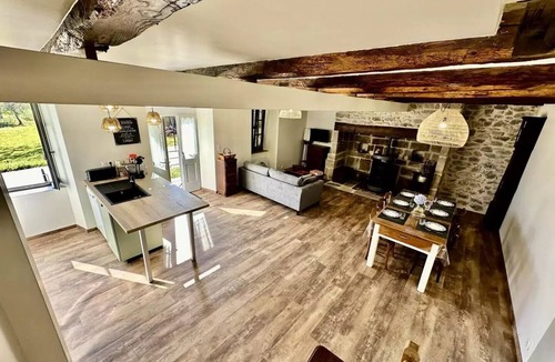 Monceaux-sur-Dordogne Villa | Gîte de France Chez le bassot 3 ears - Gite de France 6 people