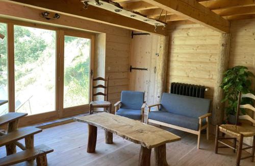 Barles House | Gîte de ferme équestre