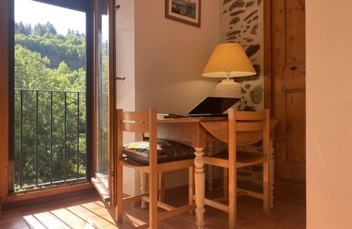 Ur House | Gîte de Fleury - UR - Gîte
