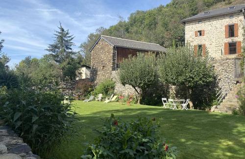 Ur House | Gîte de Fleury - UR - Gîte