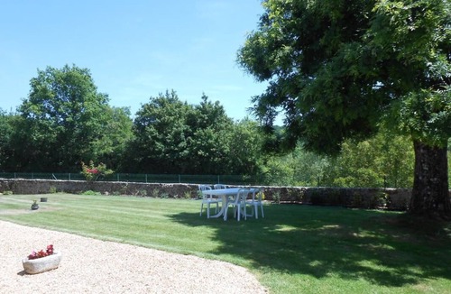 Champagne-Saint-Hilaire House | Gîte de Says - Champagne-saint-hilaire
