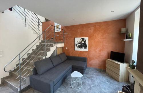 Saint-Maurice-de-Satonnay House | Gîte de la Grenouillette