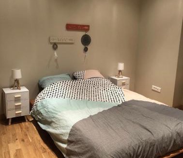 Saint-Maurice-de-Satonnay House | Gîte de la Grenouillette