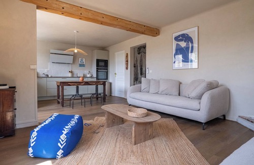 Saint-Pons-de-Mauchiens House | Gîte de Charme Avec Piscine
