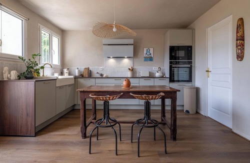 Saint-Pons-de-Mauchiens House | Gîte de Charme Avec Piscine