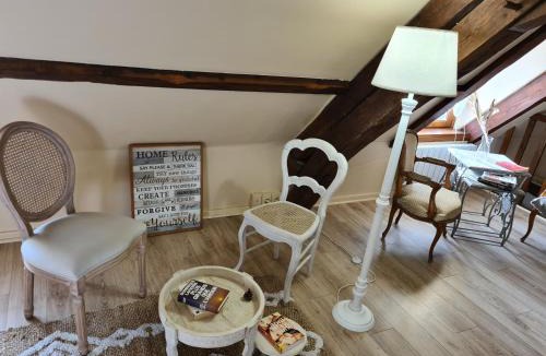 Saint-Pourcain-sur-Besbre House | Gîte de la Besbre