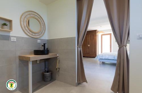 Saint-Simeon-de-Bressieux House | Gîte des Mouliniers