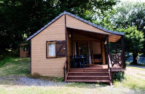 Laval-sur-Luzege Apartment | Gîte de France Chalet n°4 - Gîte de France 4 personnes MAE-6504