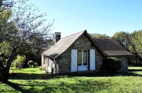 Sainte-Fortunade Villa | Gîte de France Gite of chouvert "francois" 3 ears - Gîte de France 4 people