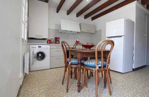 Pujols House | Gîte de Gotic - Pujols