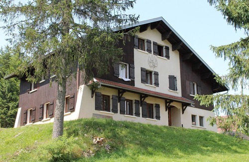 Prenovel House | Gîte de Groupe des Rochats