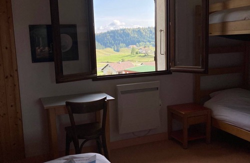 Prenovel House | Gîte de Groupe des Rochats