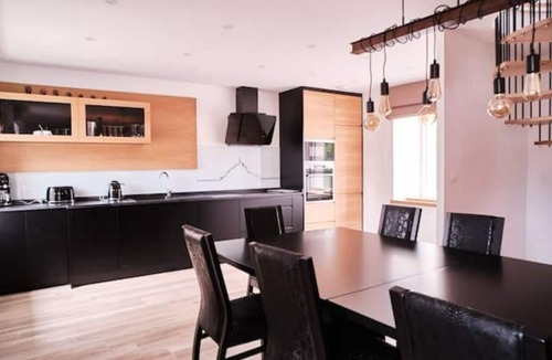 Vains House | Gîte de Groupe